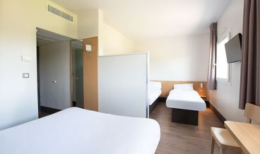 Bild von Double Room, Accessible, Non Smoking-1 Double Bed Free self parking Free WiFi