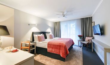 Bild von Superior Double Room, Balcony-1 Double Bed Non Refundable Free WiFi Free breakfast