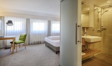 Bild von Comfort Double or Twin Room-1 King Bed Free WiFi Free self parking