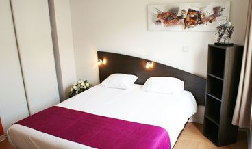 Bild von Studio (1 - 2 people)-1 Queen Bed Non Refundable Free WiFi