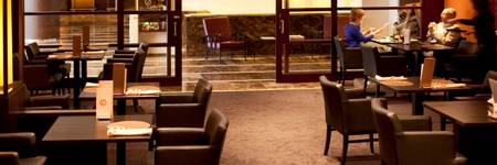 Bild von Einladende Hotelbar