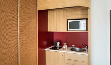 Bild von Studio, Multiple Beds-1 Double Bed and 1 Twin Bed Non Refundable Free WiFi
