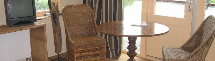 Bild von Doppelzimmer mit Einzelbetten und Balkon