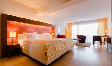 Bild von Junior Suite, City View (Street view )-1 King Bed Free WiFi