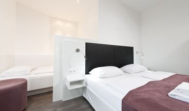 Bild von Standard Double Room-1 King Bed Non Refundable Free WiFi