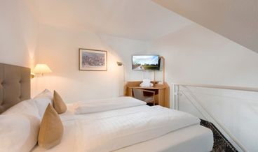 Bild von Deluxe Room, 1 Queen Bed, Mountain View-1 Queen Bed Non Refundable Free WiFi