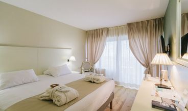 Bild von Standard Double Room Single Use-1 Double Bed Non Refundable Free breakfast Free self parking Free WiFi