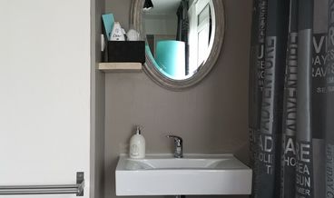 Bild von Deluxe Double or Twin Room (de Blauwe Kamer)-2 Twin Beds Non Refundable Free WiFi Free self parking Free breakfast