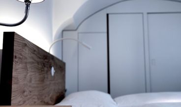 Bild von Double Room (small)-1 Queen Bed Non Refundable Free WiFi