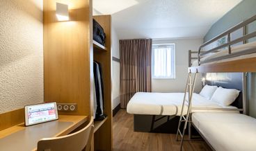 Bild von Double Room, Non Smoking-1 Double Bed Free WiFi Free self parking