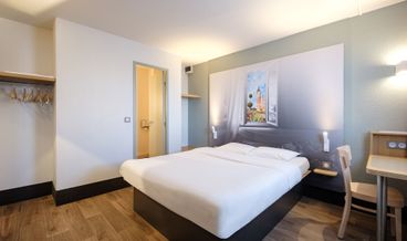 Bild von Double Room, Non Smoking-1 Double Bed Free WiFi Free self parking