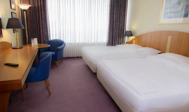 Bild von Business Class Double-1 Queen Bed Free WiFi Breakfast buffet