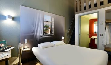 Bild von Double Room, Non Smoking-1 Double Bed Free WiFi Free self parking