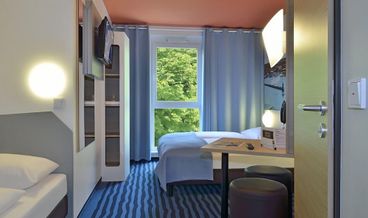 Bild von Double Room-1 Queen Bed Free WiFi Free self parking