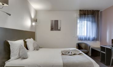 Bild von COMFORT STUDIO (SINGLE BEDS)-2 Twin Beds Non Refundable Free WiFi