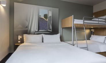 Bild von Double Room-1 Double Bed Free WiFi Free self parking