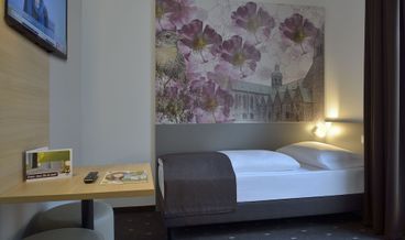 Bild von Double Room-1 Queen Bed Non Refundable Free WiFi Free self parking