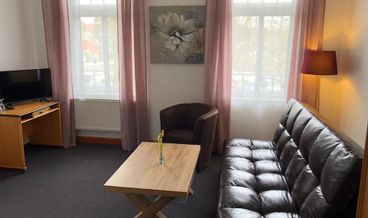 Bild von Standard Double Room, Private Bathroom-1 King Bed and 3 Twin Beds Free self parking