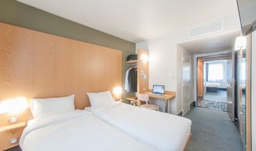 Bild von Double Room-1 Double Bed Free WiFi Free self parking