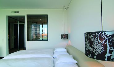 Bild von Deluxe Double Room-1 King Bed Free WiFi Free self parking Free breakfast