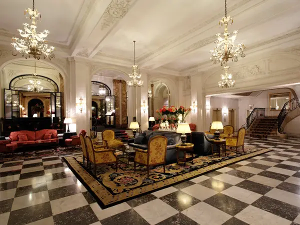 Le Plaza Brussels - Standard Zimmer - RECEPTION