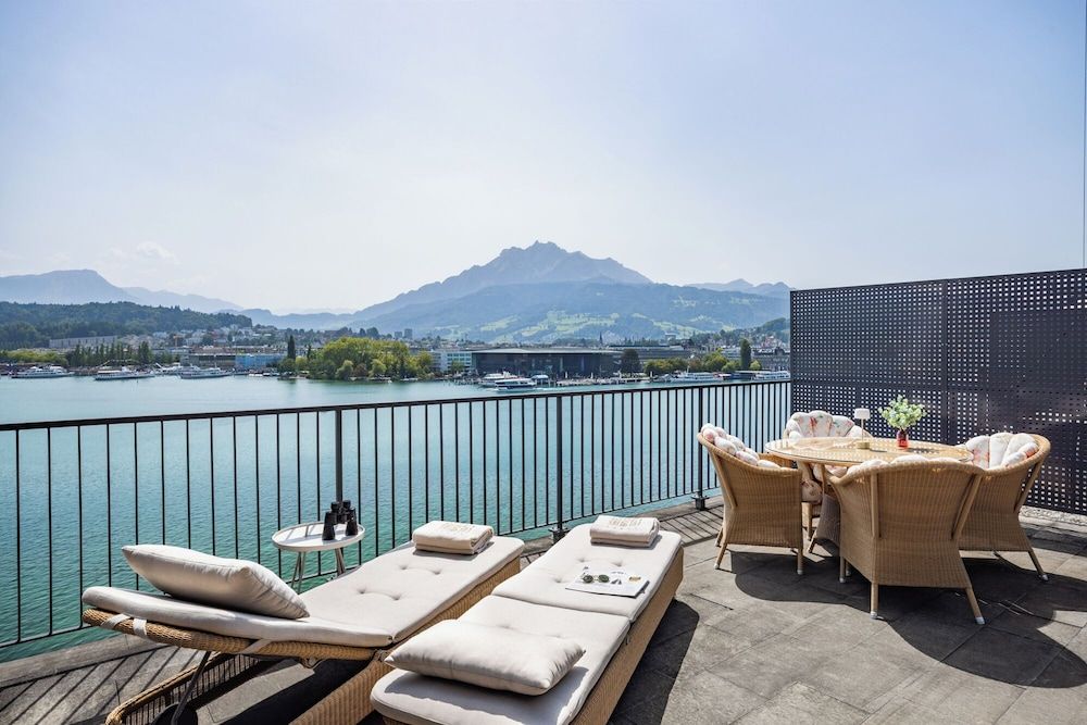 Bild von Deluxe-Zimmer, 1 King-Bett und Schlafsofa, Seeblick
