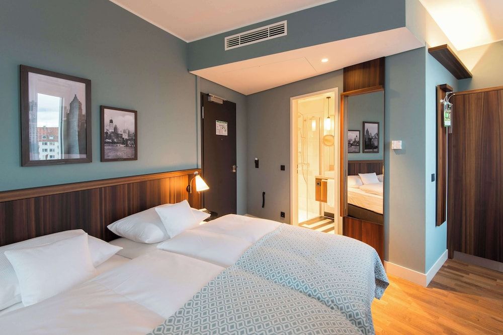 Bild von Standardzimmer, 1 Doppelbett, Stadtblick