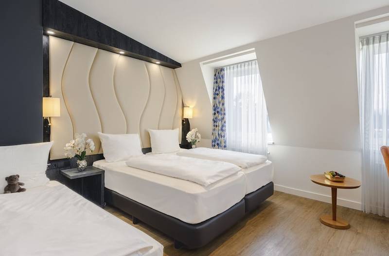 PLAZA INN Köln Pulheim in Pulheim - alle Deals