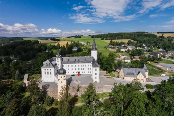 Schlosshotel Purschenstein - Frühlings-Sale - FRONT