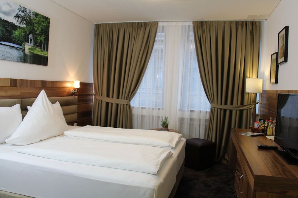 Bild von Standard-Doppel- oder -Zweibettzimmer, mit Bad