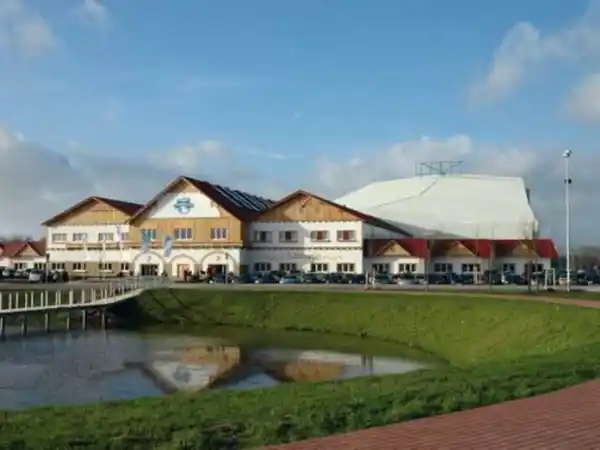 Hotel Van der Valk Hamburg-Wittenburg - Komfort Doppelzimmer - FRONT
