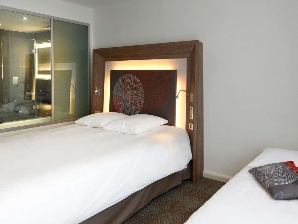 Bild von Classic-Zimmer, 1 Doppelbett und Schlafsofa, Badewanne