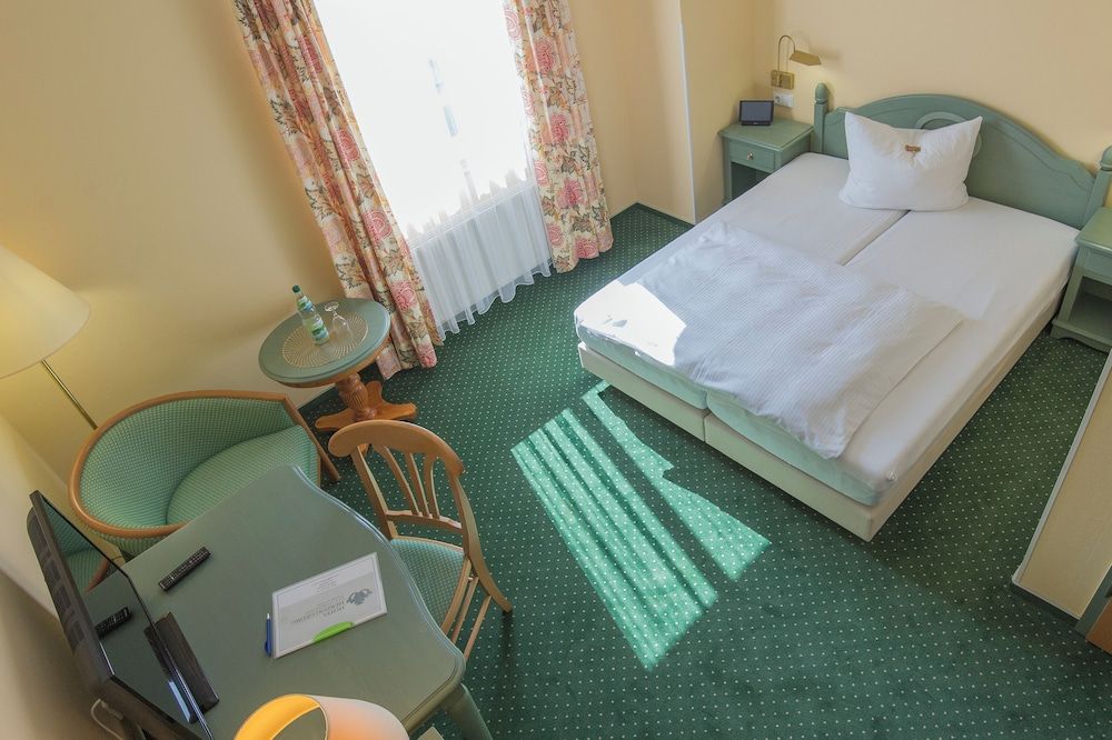 Bild von Classic-Zimmer, 1 Schlafzimmer, Nichtraucher, Stadtblick