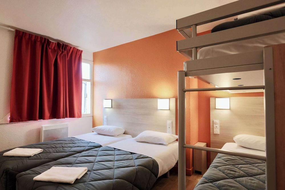 Bild von Standardzimmer, Mehrere Betten