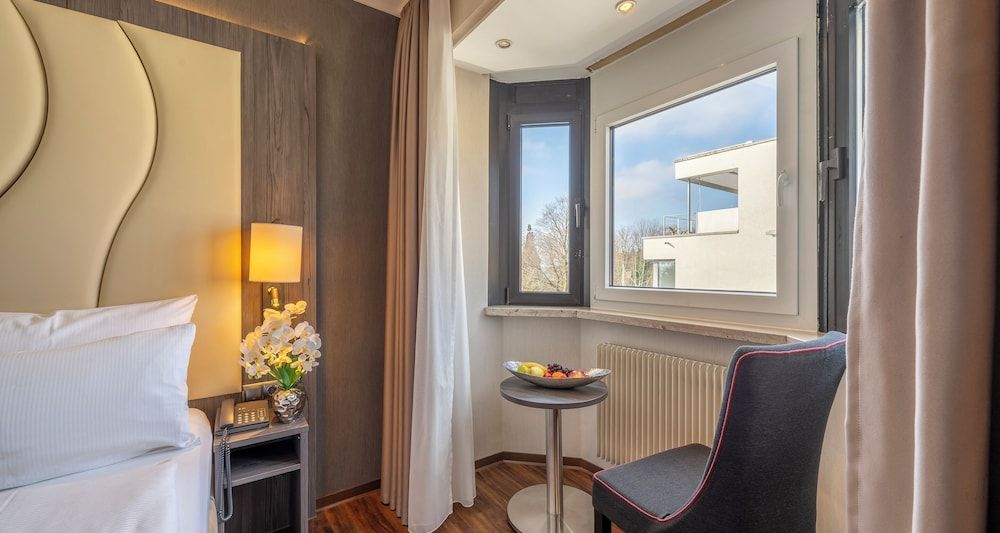 Bild von Standard Doppelzimmer mit Seeblick