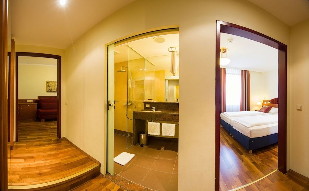 Bild von Premium-Suite, Blick auf den Innenhof