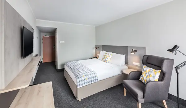Holiday Inn Munich South - Sparfuchs Special - ROOM