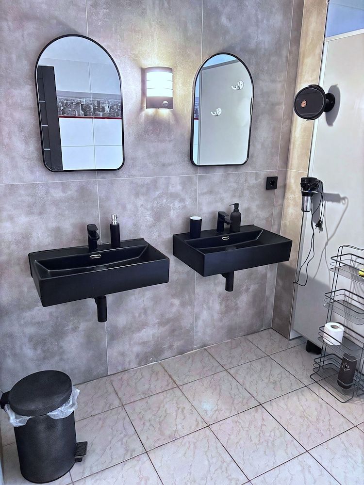 Bild von Dreibettzimmer, Gemeinschaftsbad