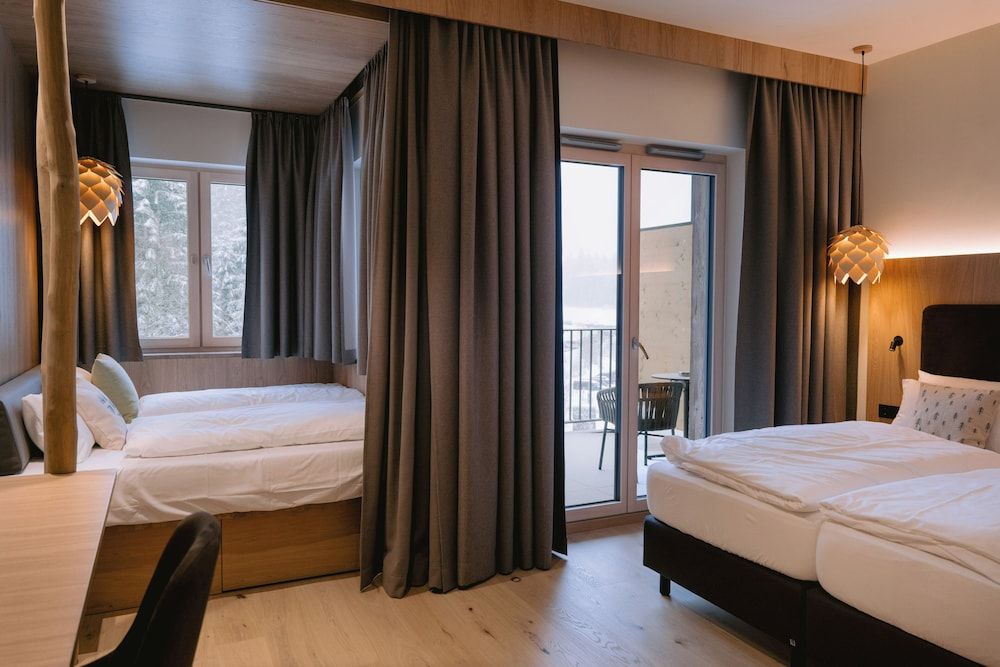 Bild von Deluxe-Dreibettzimmer, Nichtraucher, Balkon
