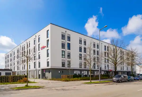 Ramada Encore by Wyndham Munich Messe - Premium Zimmer - FRONT