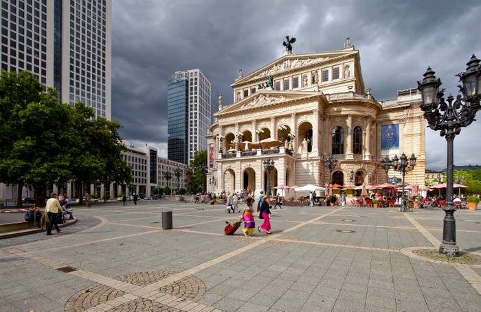 Hotels mit Außenpool in Frankfurt am Main