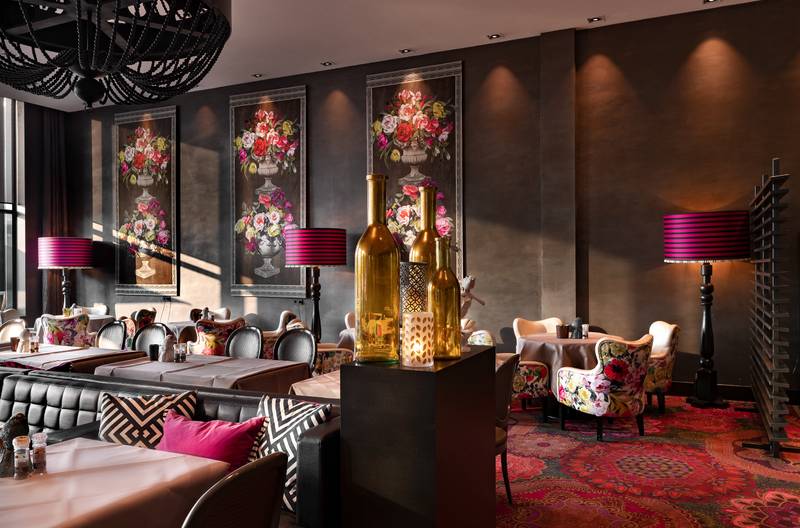 Van der Valk Hotel Sneek in Sneek bei HotelSpecials.de Van der Valk Hotel Sneek in Sneek bei HotelSpecials.de