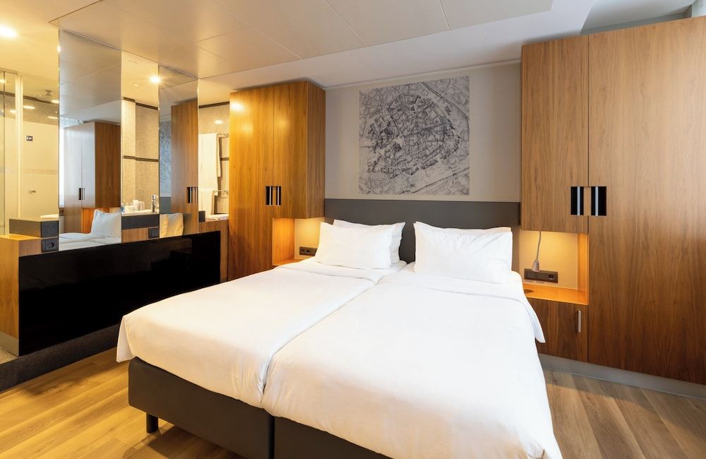 Bild von Suite (NYX)