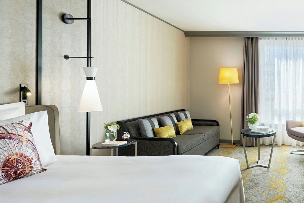 Bild von Zimmer, 1 King-Bett und Schlafsofa, Nichtraucher