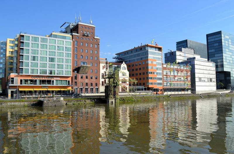 Marriott Hotel Flughafen Düsseldorf Parken www.hotelspecials.de