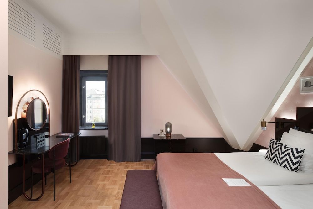 Bild von Suite (Hay Master)