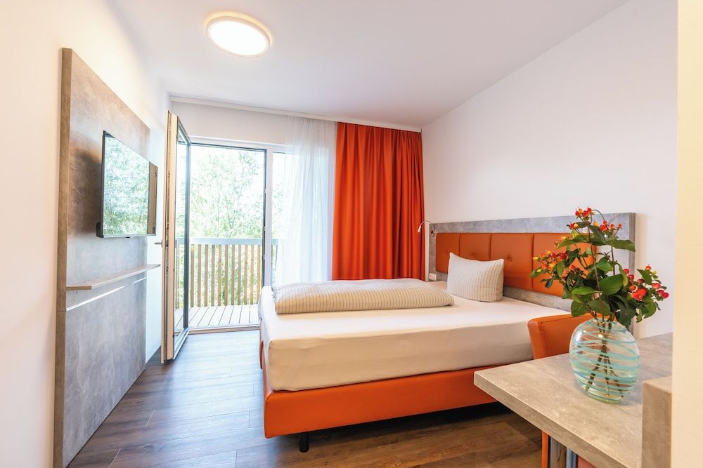 Bild von Superior Doppelzimmer mit Kingsize Bett, Seeblick