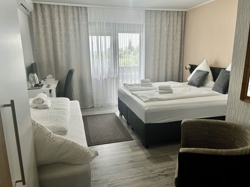 Bild von Triple Room with Balcony