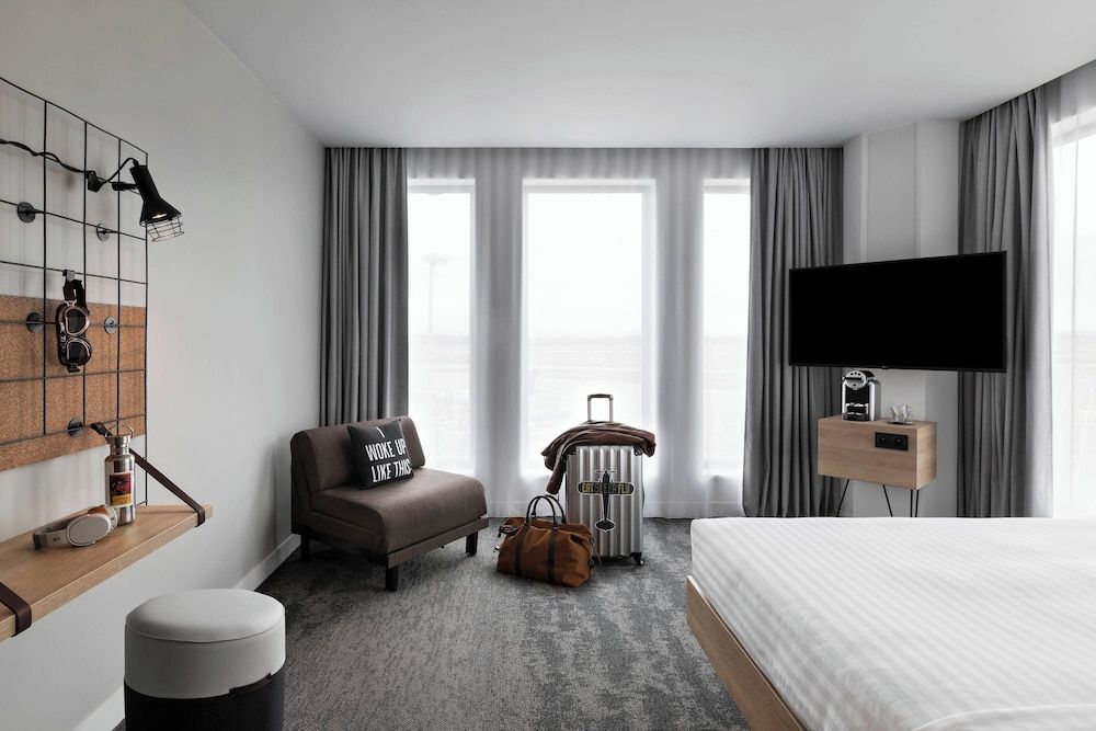 Bild von Zimmer, 1 Queen-Bett und Schlafsofa