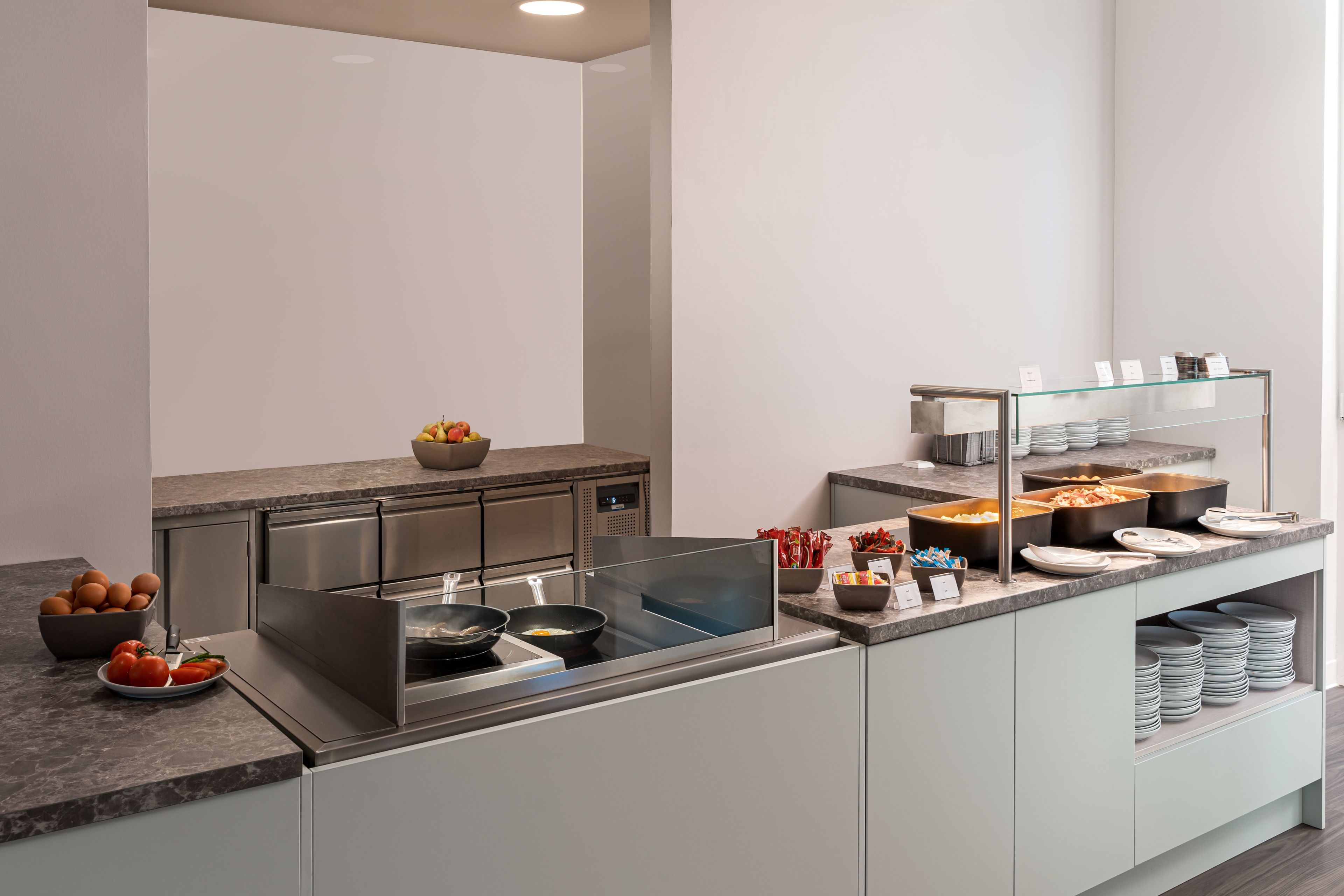 elaya hotel rostock, ehem. Arthotel ANA Amber Rostock in Rostock alle